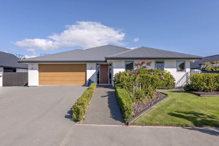 Photo of property in 13 Waterton Point, Huntingdon, Ashburton, 7774