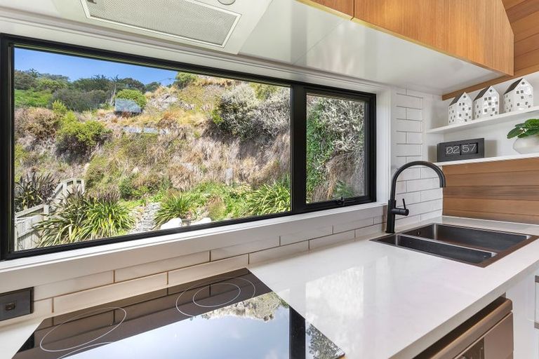 Photo of property in 2/80 Mccormacks Bay Road, Mount Pleasant, Christchurch, 8081