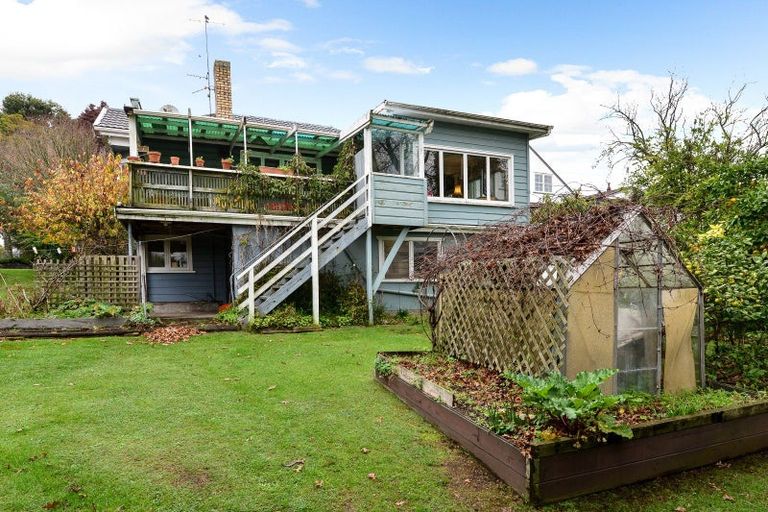 Photo of property in 50 Forest Lake Road, Forest Lake, Hamilton, 3200