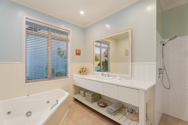 Photo of property in 162 Te Awa Road, Albert Town, Wanaka, 9382