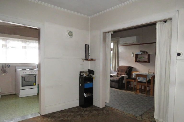 Photo of property in 30 Main Street, Reefton, 7830