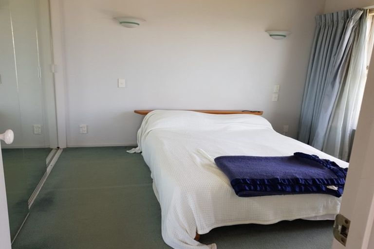 Photo of property in 8/241 Hurstmere Road, Takapuna, Auckland, 0622