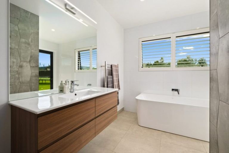 Photo of property in 114 Airport Road, Alexandra, 9391