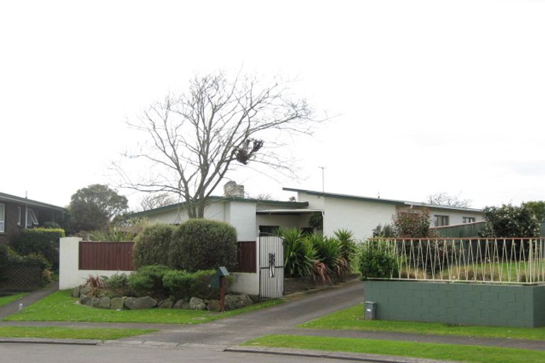 Photo of property in 22 Villa Place, Bell Block, New Plymouth, 4312