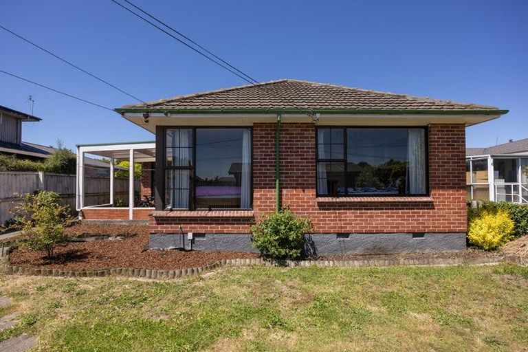 Photo of property in 1/39 Harris Crescent, Papanui, Christchurch, 8053