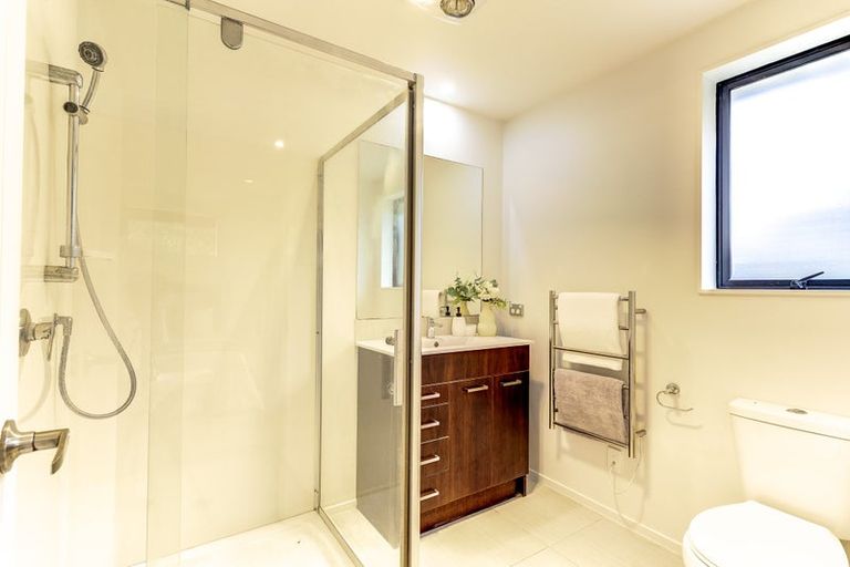 Photo of property in 82 Barrington Drive, Huntington, Hamilton, 3210