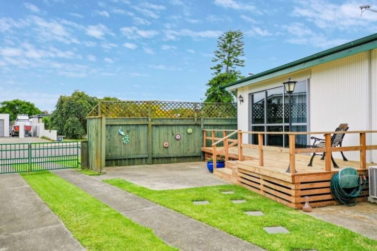 Photo of property in 132 Riverside Drive, Whakatane, 3120