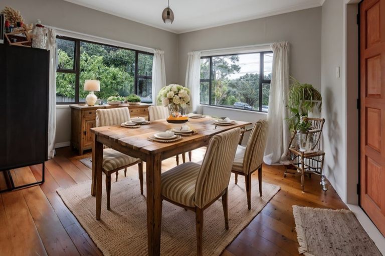 Photo of property in 17 Margan Avenue, New Lynn, Auckland, 0600