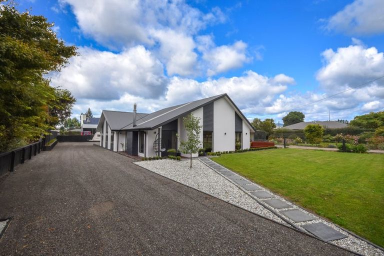 Photo of property in 27 Beaumaris Street, Outram, 9019