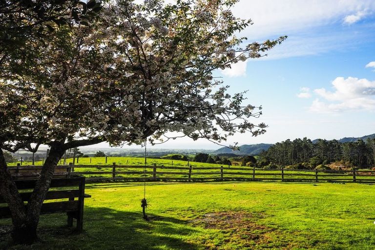 Photo of property in 775 Upper Pitone Road, Pitone, New Plymouth, 4374