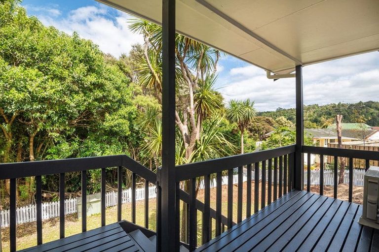 Photo of property in 38 Houston Place, Bayview, Auckland, 0629