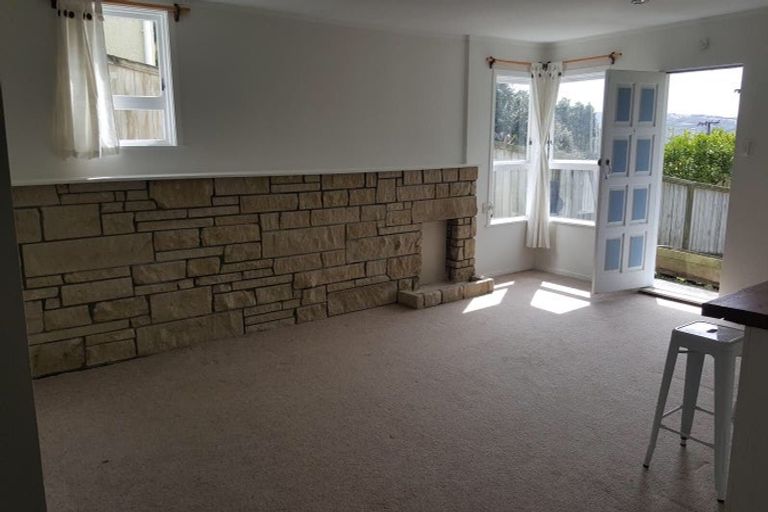 Photo of property in 32 Rodrigo Road, Kilbirnie, Wellington, 6022