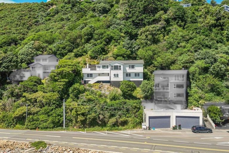 Photo of property in 515 Marine Drive, Sunshine Bay, Lower Hutt, 5013