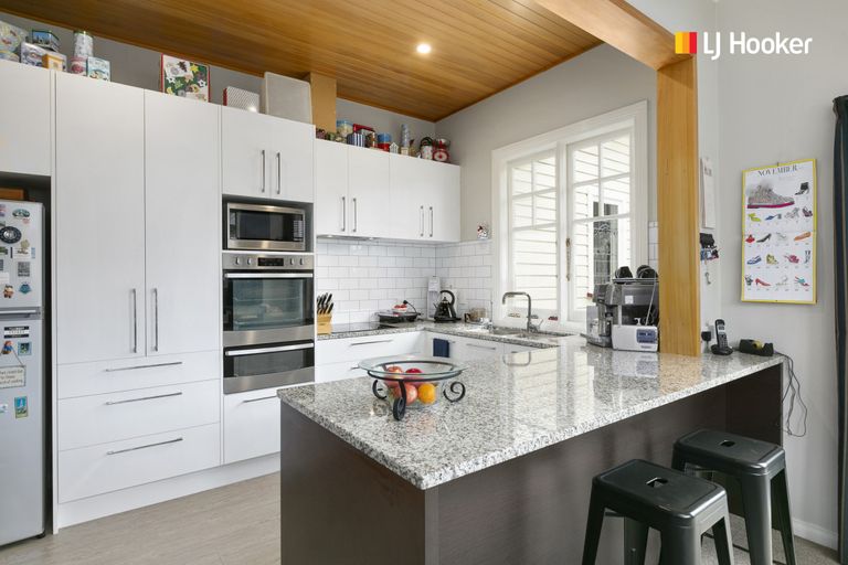 Photo of property in 28 Rosebery Street, Belleknowes, Dunedin, 9011