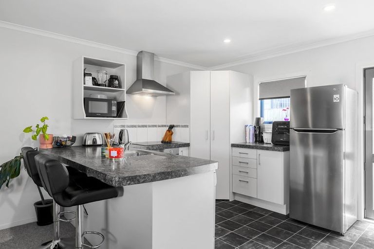 Photo of property in 10 Liston Avenue, Hilltop, Taupo, 3330