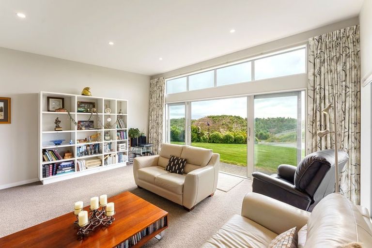 Photo of property in 25 Mahurenga Lane, Te Horo, Otaki, 5581