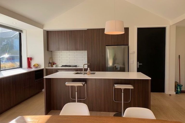 Photo of property in 17 Mckenzies Shute, Jacks Point, Queenstown, 9371