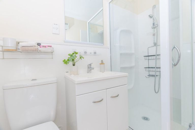 Photo of property in 5 Gavaskar Place, Khandallah, Wellington, 6035