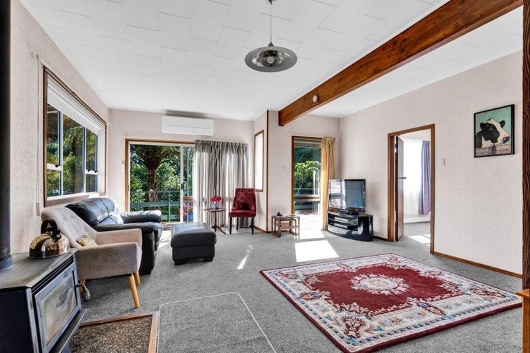 Photo of property in 22 Whakapaki Street, Urenui, 4375