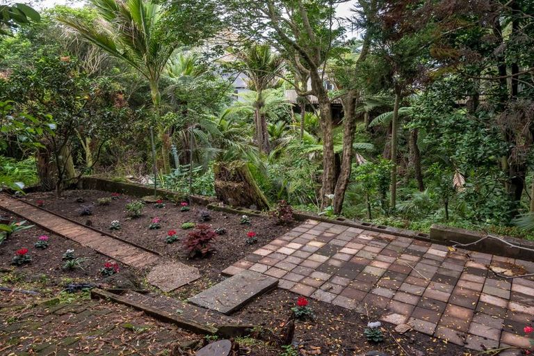 Photo of property in 12 Minerva Terrace, Cockle Bay, Auckland, 2014