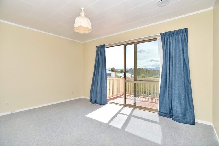 Photo of property in 9 Oxford Street, Waikari, 7420