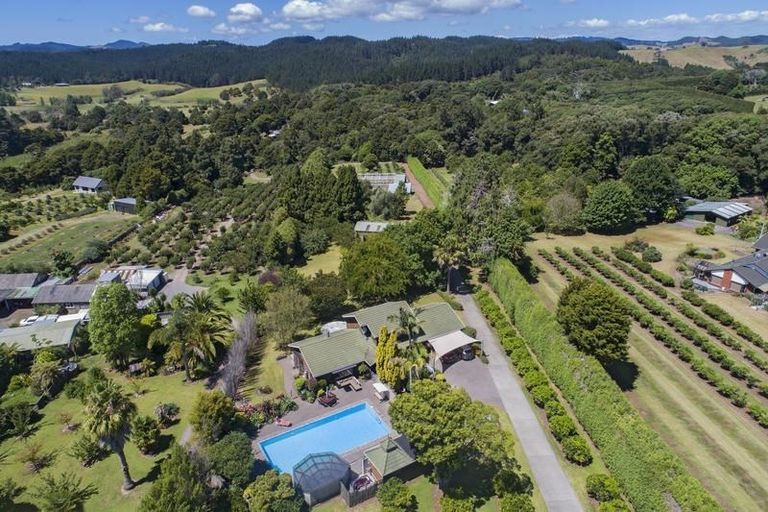 Photo of property in 698 Ngunguru Road, Glenbervie, Whangarei, 0173