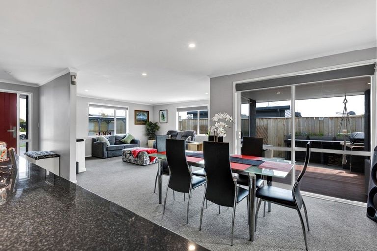 Photo of property in 8 Tangaroa Street, Waitara, 4320