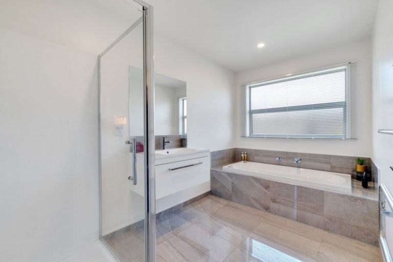 Photo of property in 44 Shadbolt Lane, Rolleston, 7614