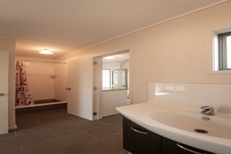 Photo of property in 12 Hereford Place, Waihi Beach, 3611