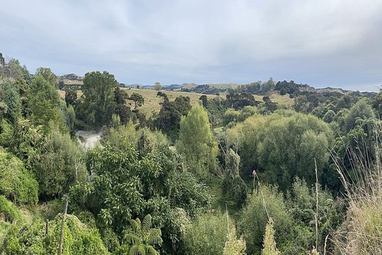 Photo of property in 1597 Turakina Valley Road, Marton, Whanganui, 4581