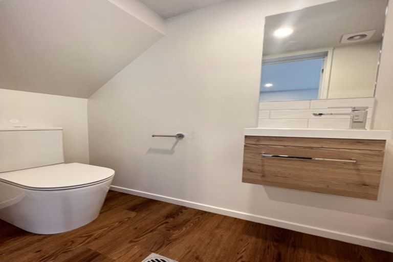 Photo of property in 2/10 Tonga Place, Riccarton, Christchurch, 8041