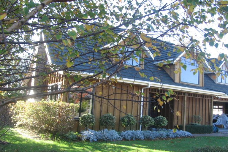 Photo of property in 15 Voyager Way, Whitby, Porirua, 5024