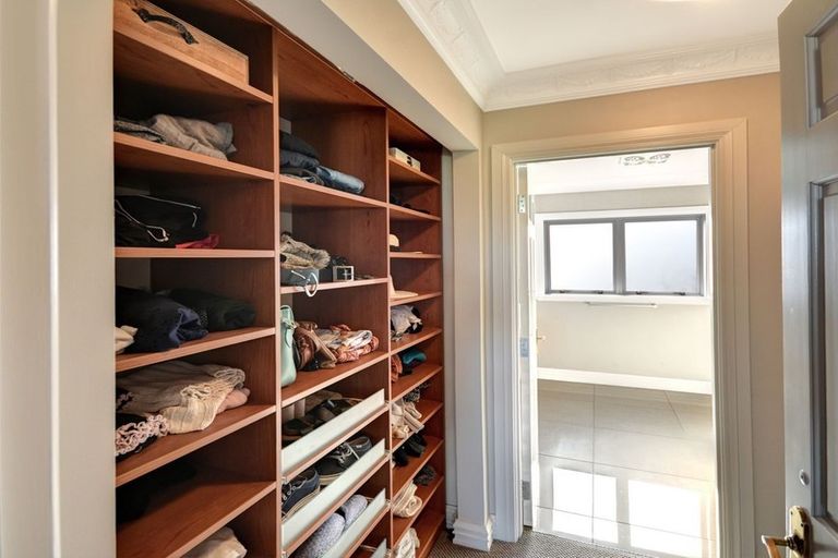 Photo of property in 8 Cornwall Street, Vauxhall, Dunedin, 9013