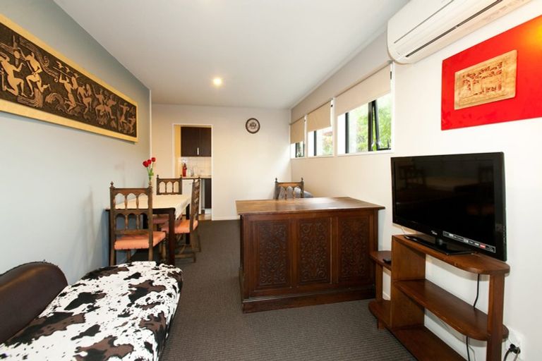 Photo of property in 42 Newnham Terrace, Upper Riccarton, Christchurch, 8041