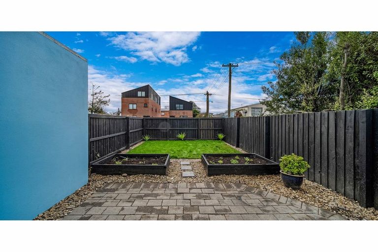 Photo of property in 66 Strickland Street, Sydenham, Christchurch, 8023