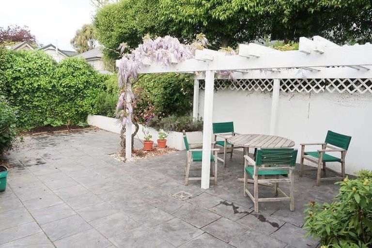 Photo of property in 42 Beveridge Street, Christchurch Central, Christchurch, 8013