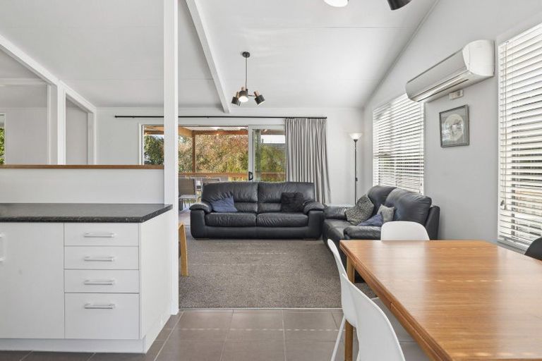 Photo of property in 14 Ogilvie Road, Kinloch, Taupo, 3377