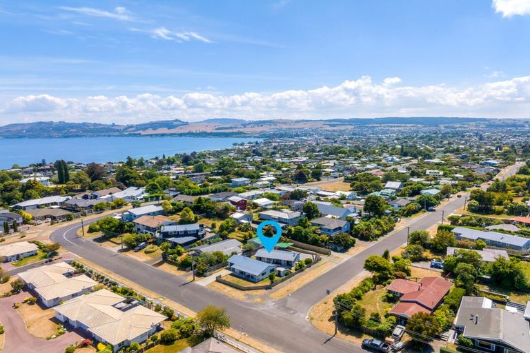 Photo of property in 10 Liston Avenue, Hilltop, Taupo, 3330