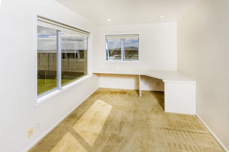 Photo of property in 39 Ocean View Road, Milford, Auckland, 0620