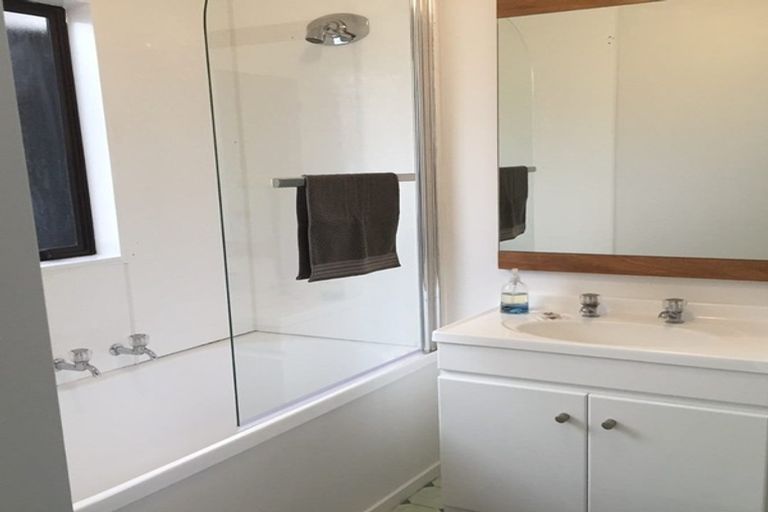 Photo of property in 53 Rangitane Loop Road, Kerikeri, 0294