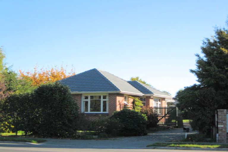 Photo of property in 853 Main North Road, Belfast, Christchurch, 8051