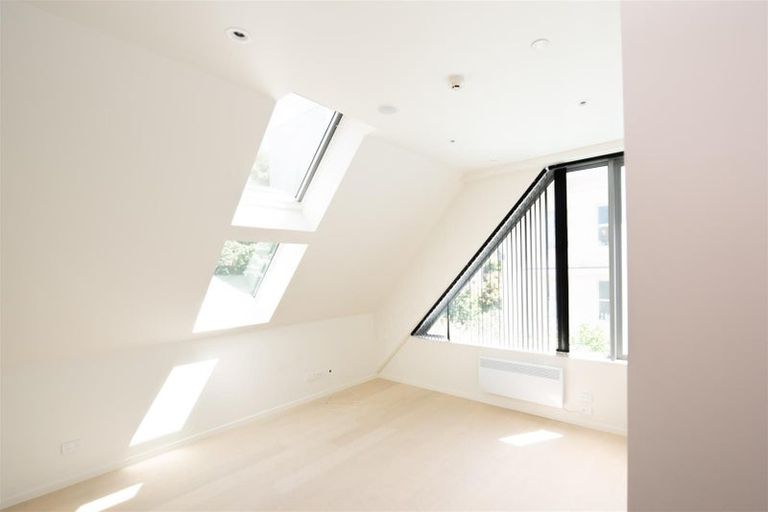 Photo of property in 11 Church Street, Wellington Central, Wellington, 6011