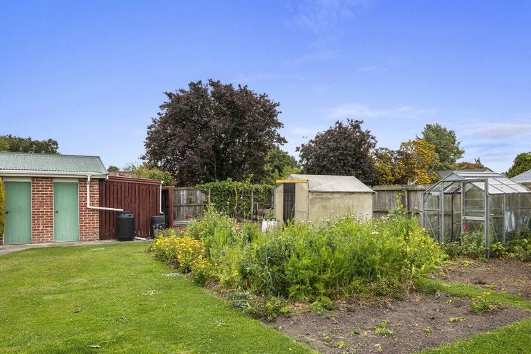 Photo of property in 15 Courage Road, Amberley, 7410