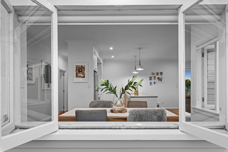 Photo of property in 13 Trotting Course Drive, Kumeu, 0891