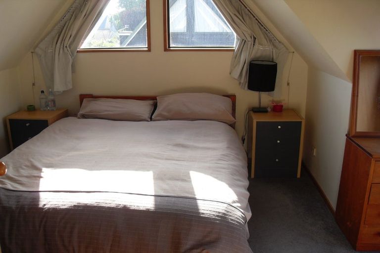 Photo of property in 2/2 Rehua Lane, St Albans, Christchurch, 8014