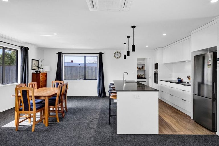 Photo of property in 48b Celia Street, Stratford, 4332