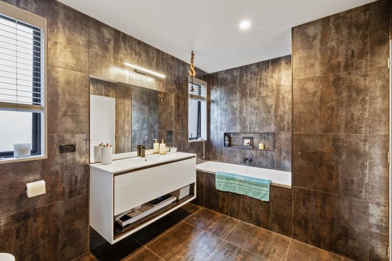 Photo of property in 30 Carnell Place, Mangawhai, Kaiwaka, 0573