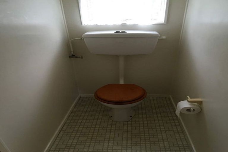 Photo of property in 25 Wilkinson Way, Browns Bay, Auckland, 0630