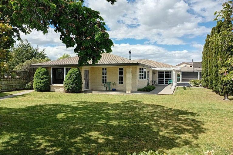 Photo of property in 2 Waldron Place, Clyde, 9330