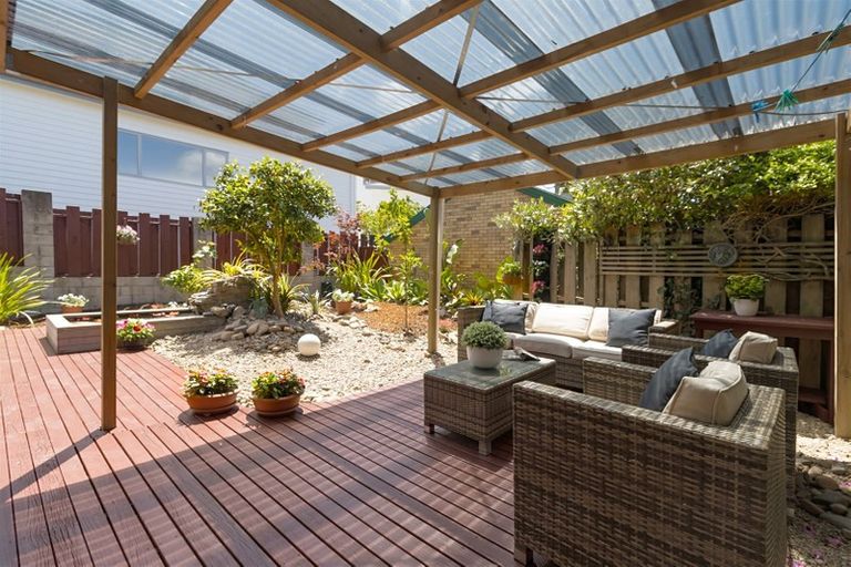 Photo of property in 36a Tirimoana Road, Te Atatu South, Auckland, 0602